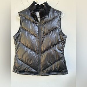 OLD NAVY PUFFER VEST SZ M BLACK POCKETS